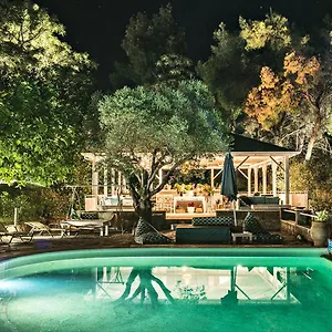 sanorama-suites.hotelschalkidiki.net/